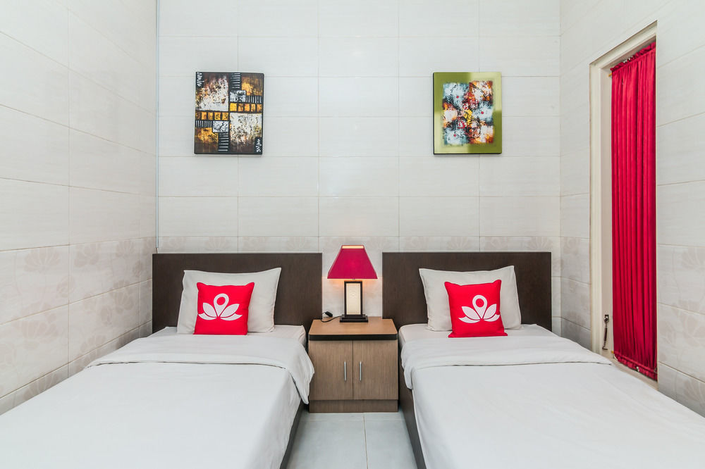 Angkul Angkul Beach Inn Kuta By Kamara Dış mekan fotoğraf